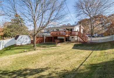 Awesome yard to enjoy!