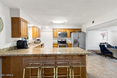 05-Kitchen