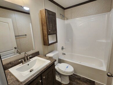 167 Birch unit 167, Highland, MI 48357 - photo 5