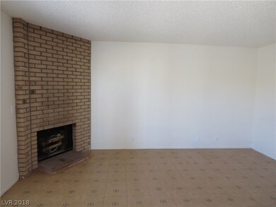 2159 Enfield Cir unit B, Las Vegas, NV 89156 - photo 4