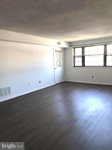 156 Riversedge Dr unit 156, Norristown, PA 19403 - photo 5