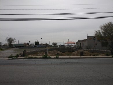 304 N Carolina Dr, El Paso, TX 79915 - photo 4