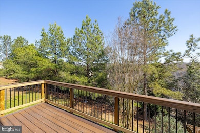 16865 Miranda Ln, Woodbridge, VA 22191 - photo 2