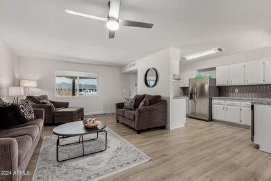 9909 W Sun City Blvd, Sun City, AZ 85351 - photo 4