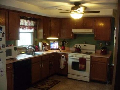 5 Ricca Farm Rd, North Billerica, MA 01862 - photo 7