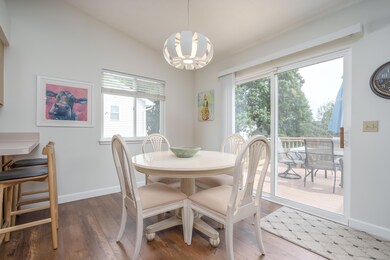 Dining Rm.
