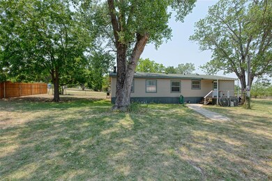 633 Newsom Rd, Azle, TX 76020 - photo 3