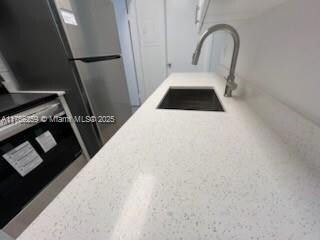 18326 NW 68th Ave unit F, Hialeah, FL 33015 - photo 4