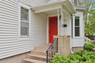 5-web-or-mls-Fargo St-2805-005