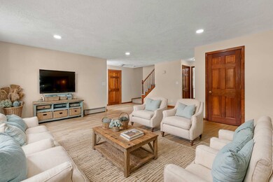 5 Hedgerow Dr, Hudson, NH 03051 - photo 7