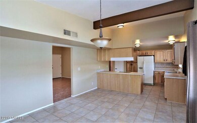 Kitchen Dining Area