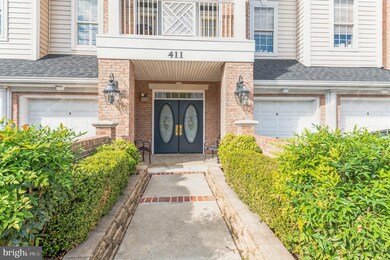 411 Hamlet Club Dr unit 302, Edgewater, MD 21037 - photo 2