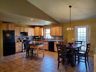 3119 Twin Creek Trail Ave, Cody, WY 82414 - photo 4