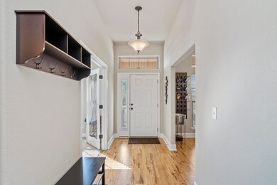 503 Vale Loop-01