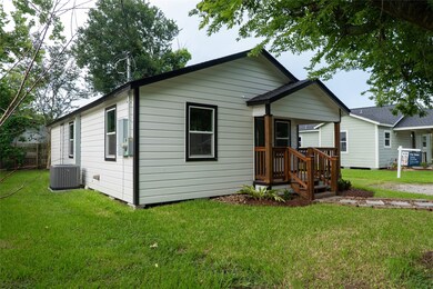 130 E Bernard (Unit 1)