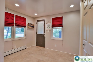 Foyer/Mudroom