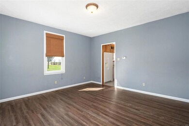 112 W Apple St, Freeburg, IL 62243 - photo 6