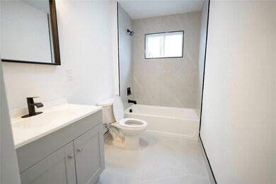 728 Seaport Dr, Elizabeth, NJ 07201 - photo 7