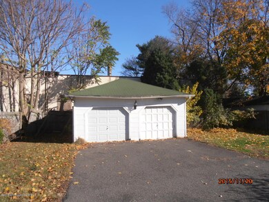 2 car detached garage