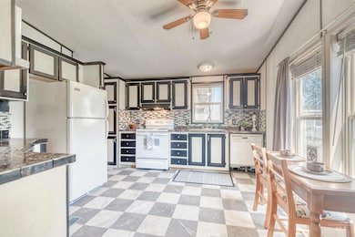 951 W Avalon St unit 8, Kuna, ID 83634 - photo 7