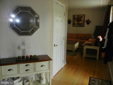 805 Monarch Ln, Huntingtown, MD 20639 - photo 3