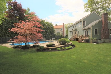 55 Hillando Dr, Shrewsbury, MA 01545 - photo 4