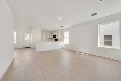 15237 Dance Hall Dr, Fort Worth, TX 75052 - photo 3