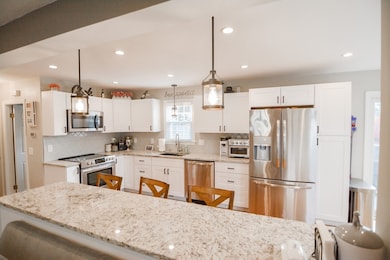 29 Benjamin Rd, Marlborough, MA 01752 - photo 2