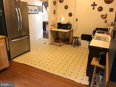 877 Naamans Creek Rd, Chadds Ford, PA 19317 - photo 3