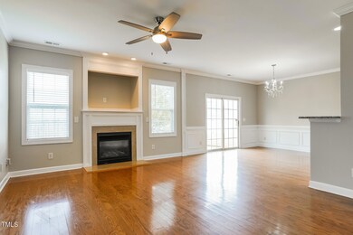003-photo-living-room-14047374