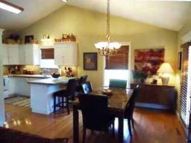 2708 University, Mountain Grove, MO 65711 - photo 6