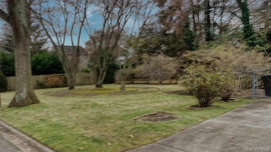 64 Ketewamoke Ave, Babylon, NY 11702 - photo 5