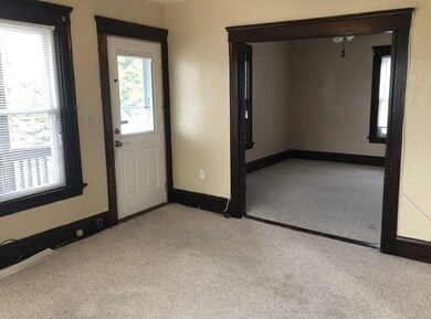 643 Rathbun St, Blackstone, MA 01504 - photo 3