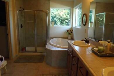 1312 S 233rd Place, Des Moines, WA 98198 - photo 4