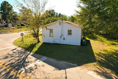 434 Foster Ave, Dawson, GA 39842 - photo 5