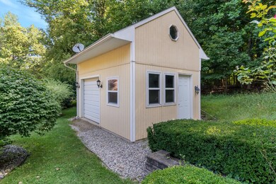 1233 N Philip Rd (39 of 50)