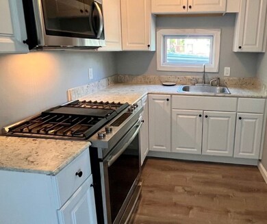 134 Englewood Ave, Pawtucket, RI 02860 - photo 2