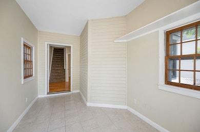 15 7th Ave, Lowell, MA 01854 - photo 3