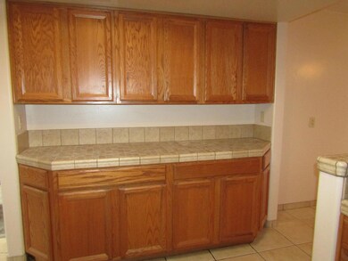 2801 W Montecito 025