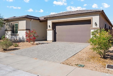 15718 W Adams St, Goodyear, AZ 85338 - photo 2