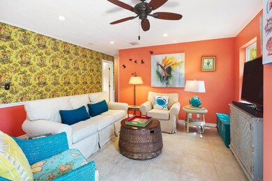1116 Thompson St low res-34+