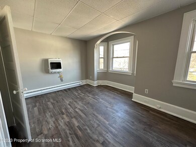 131 Susquehanna Ave, Olyphant, PA 18447 - photo 2