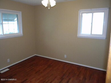 1797 Carlton Ave NE, Grand Rapids, MI 49505 - photo 7