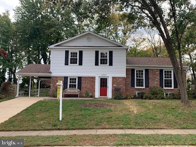 8409 Stone Gate Dr, Annandale, VA 22003 - photo 3