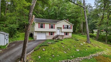 14 Tamarack Rd, Belvidere, NJ 07823 - photo 2