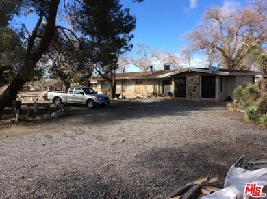 10001 Monte Vista Rd, Phelan, CA 92371 - photo 5