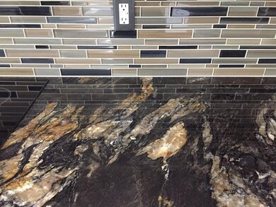 2324 Petunia St, Medford, OR 97504 - photo 7