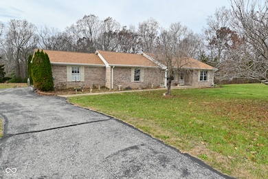 3770 Wilbur Rd, Martinsville, IN 46151 - photo 2