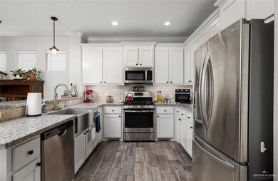 3707 Thrasher Dr, Mission, TX 78572 - photo 6