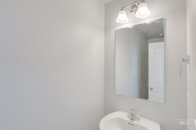 9128 W Tuberose St, Nampa, ID 83687 - photo 5